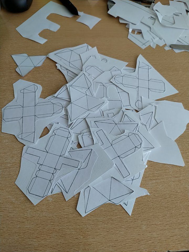 Paper Chess Cutting